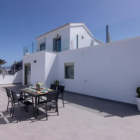 Apartment Family 6 Beachfront By Holidays Corralejo