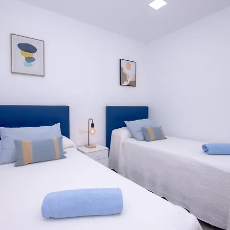 Family 6 Beachfront By Holidays