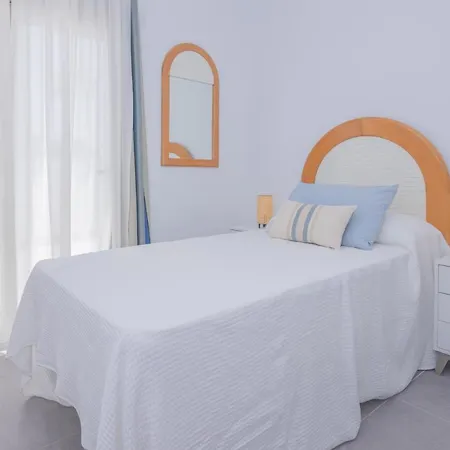 Apartment Family 6 Beachfront By Holidays